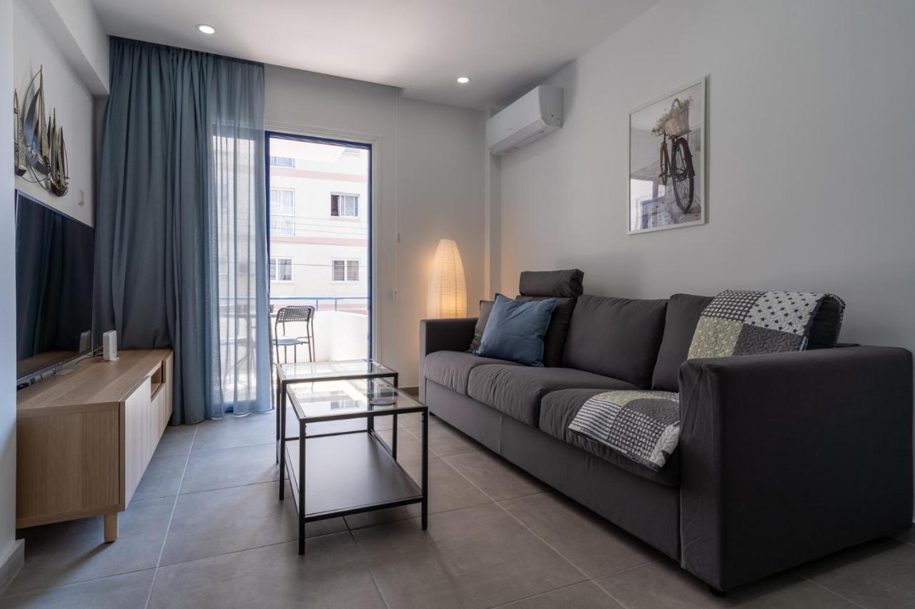 Odyssey - Captivating 2-Bedroom Retreat In Ларнака Екстер'єр фото