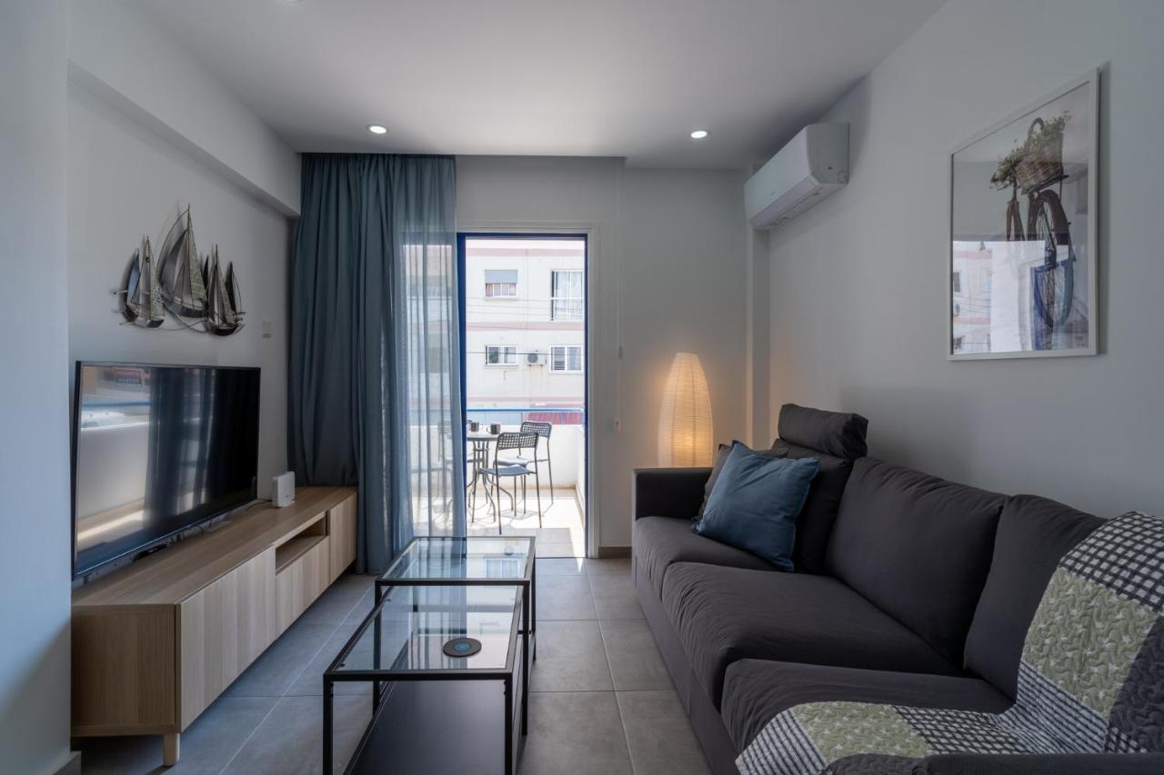 Odyssey - Captivating 2-Bedroom Retreat In Ларнака Екстер'єр фото