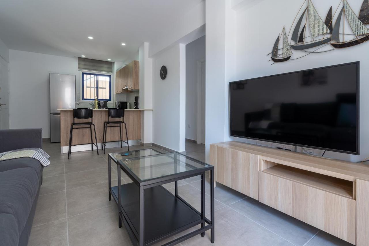 Odyssey - Captivating 2-Bedroom Retreat In Ларнака Екстер'єр фото