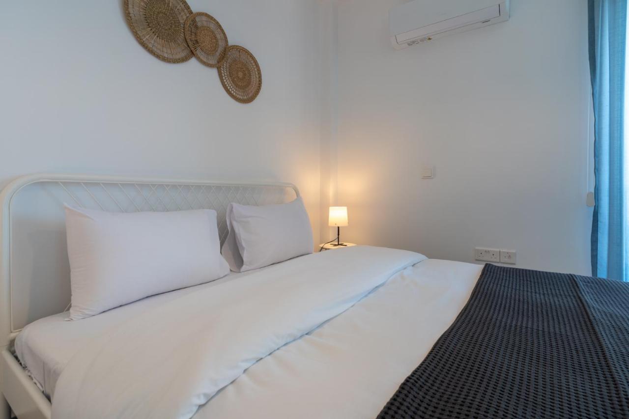 Odyssey - Captivating 2-Bedroom Retreat In Ларнака Екстер'єр фото